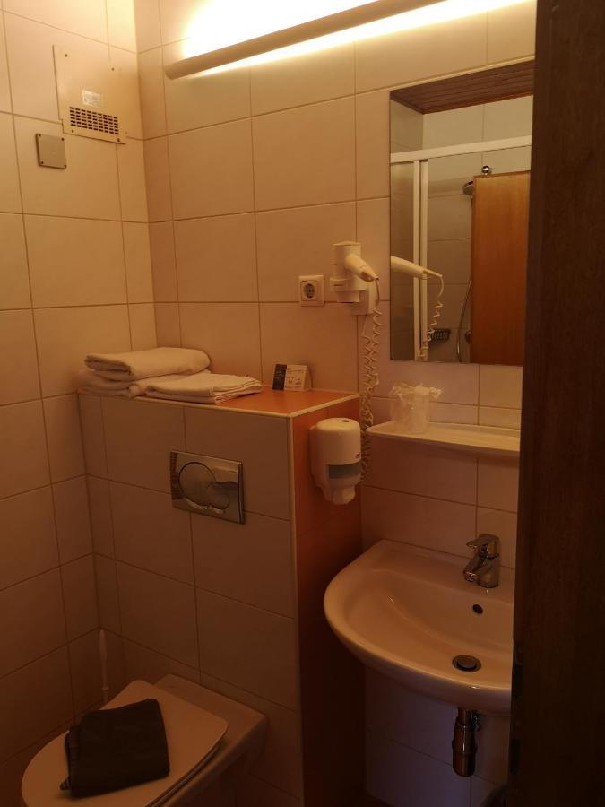 Hotel Wirt Z'Minsta Altmünster Esterno foto